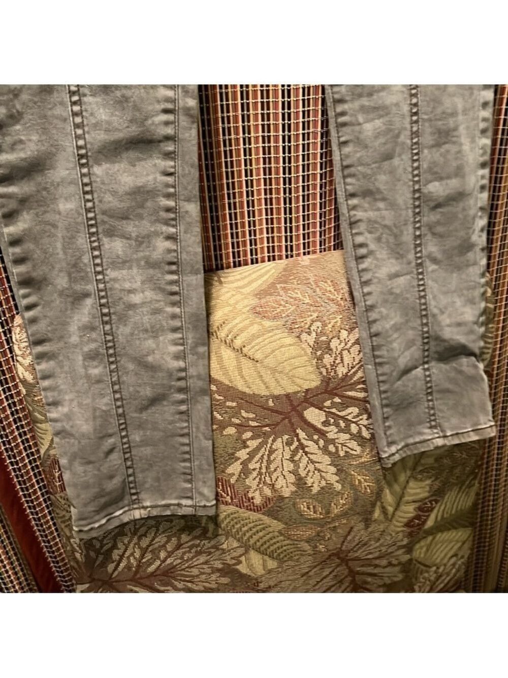 American Eagle Outfitters Jegging, SZ 10, , W 15”, L 39”, Inseam 28.5” Approx., - Picture 4 of 10